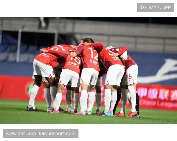 逆境逆转：英雄队伍的荣耀时刻！，逆境造英雄